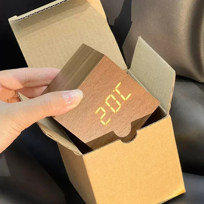 Horloge numérique intelligente cube en bois - Elvan