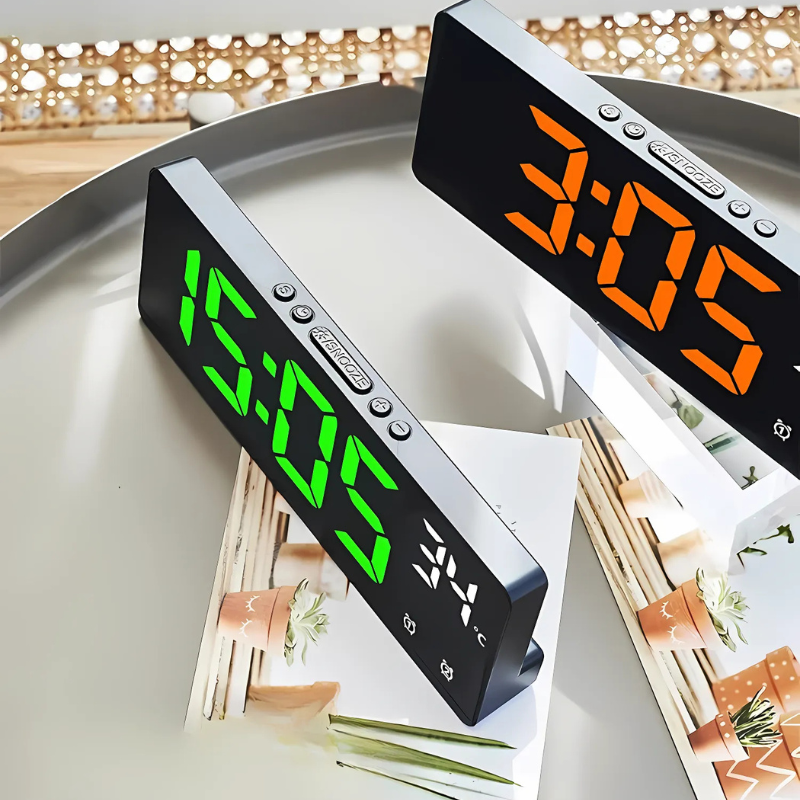Horloge numérique ultra fine - Soléra