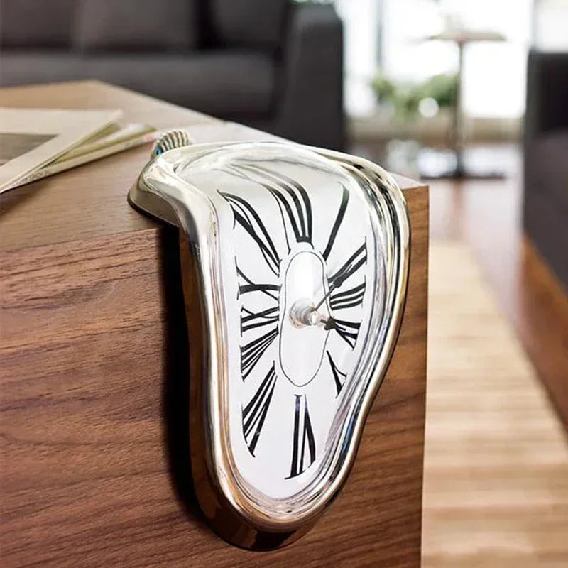 Horloge murale design effet fondant