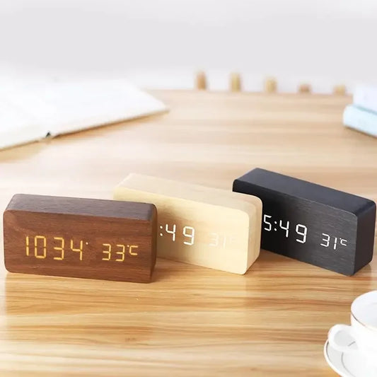 Horloge numérique en bois - Cortena