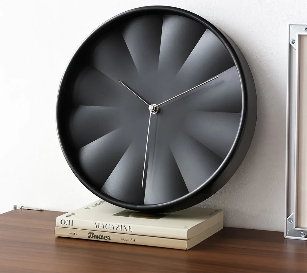 Horloge murale design minimaliste
