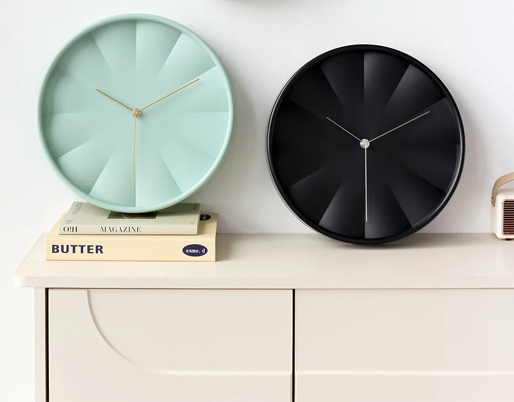 Horloge murale design minimaliste
