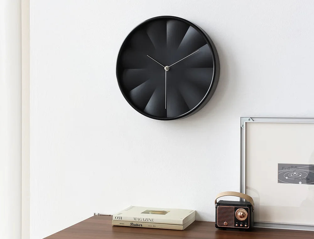 Horloge murale design minimaliste