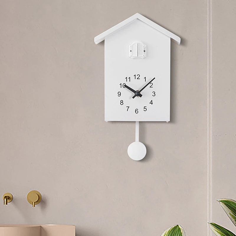 Horloge murale coucou moderne à pendule