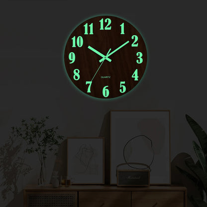 Horloge murale lumineuse en bois