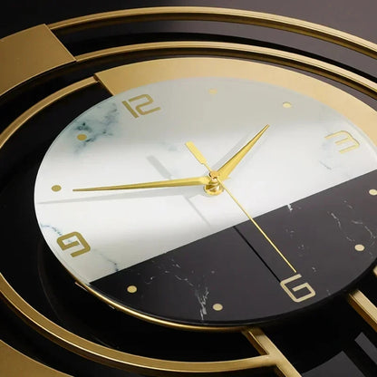 Horloge murale vintage de luxe